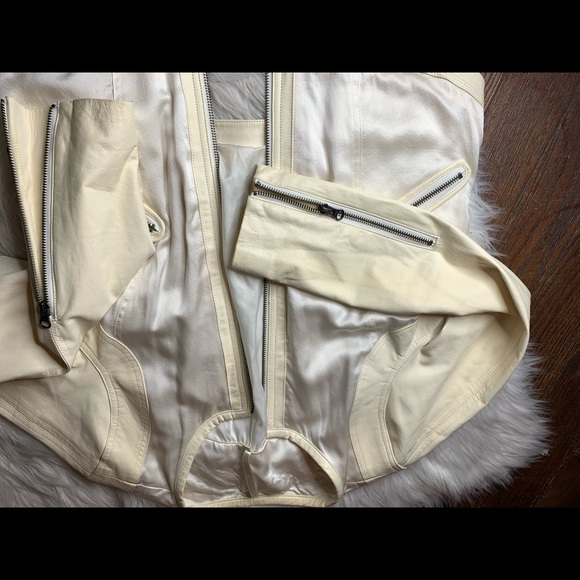 Silk and leather Champagne color moto - Picture 9 of 15